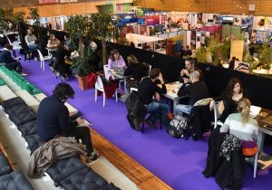 ©SQPLCM - Remi Boissau-Marche_plateau_MEDIA_RDV_Euro_Connection_Petite_Fabrique_One_on_one_Meetings_ambiance-4BD